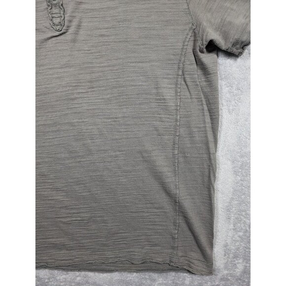 BKE Buckle Polo Shirt Men Large Gray Athletic Fit Distressed Raw Trim Streetwear - Picture 5 of 9